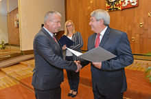 Předávání titulu města